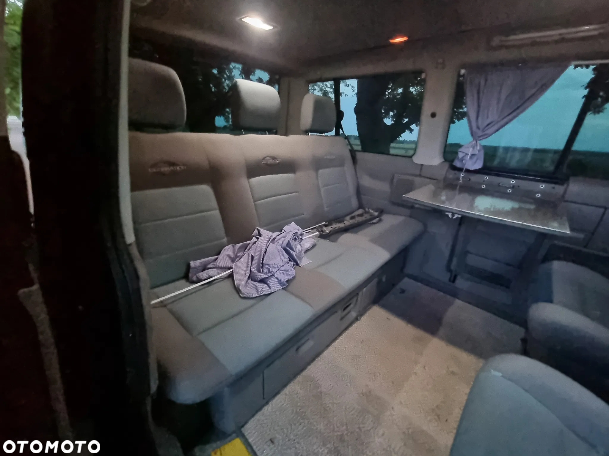 Volkswagen Multivan TDI - 16