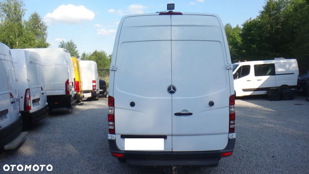 Mercedes-Benz Sprinter - 6