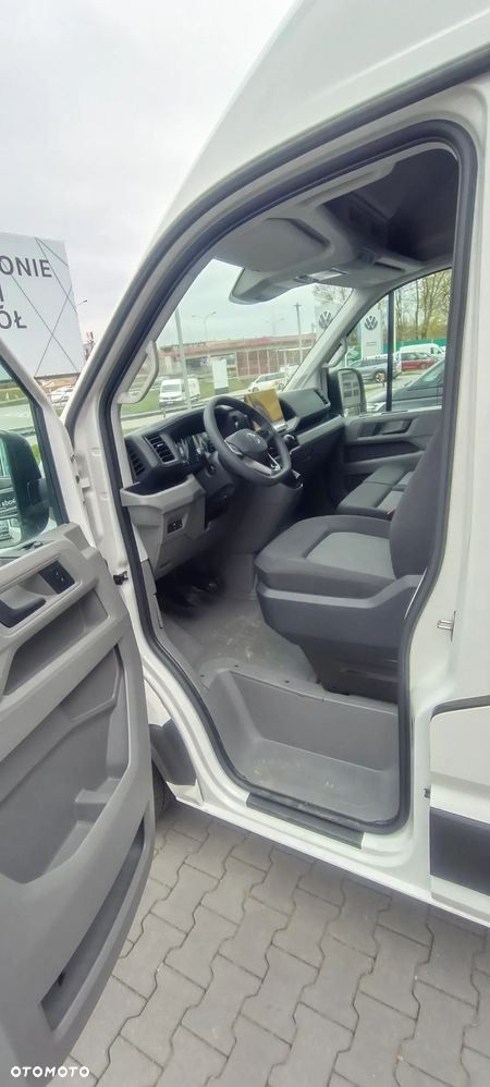 Volkswagen Crafter 35 Furgon Długi - 9