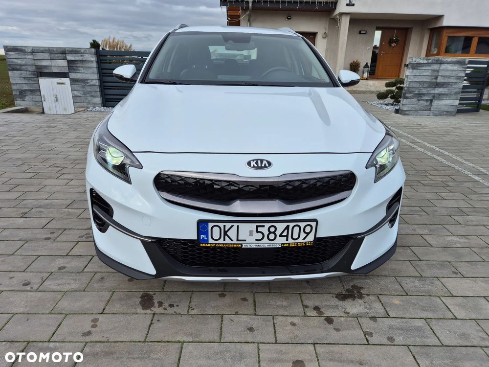 Kia XCeed - 24