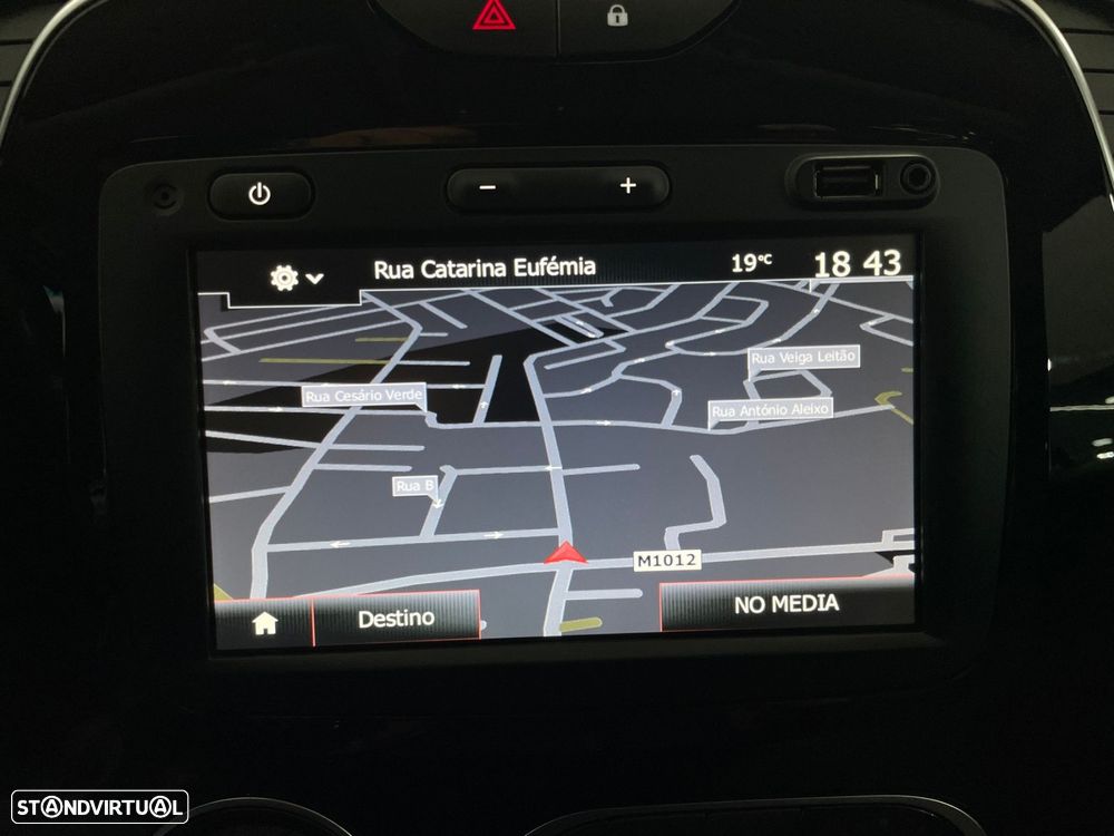 Renault Captur 1.5 dCi Exclusive EDC - 40