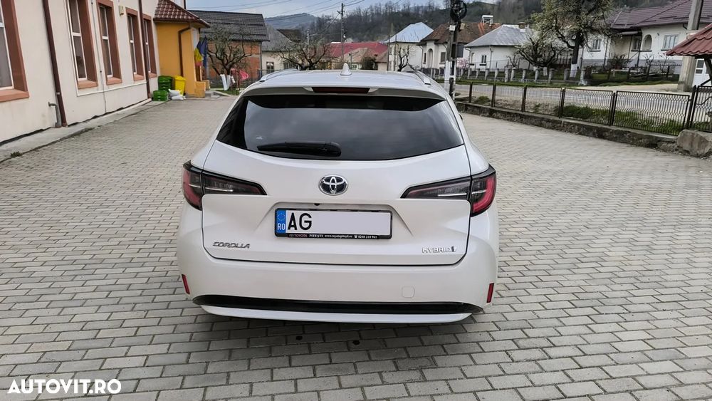 Toyota Corolla 1.8 HSD Dynamic - 4