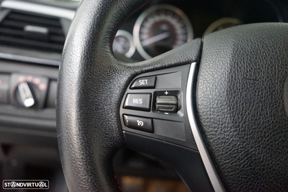 BMW 320 d Touring Line Sport - 18