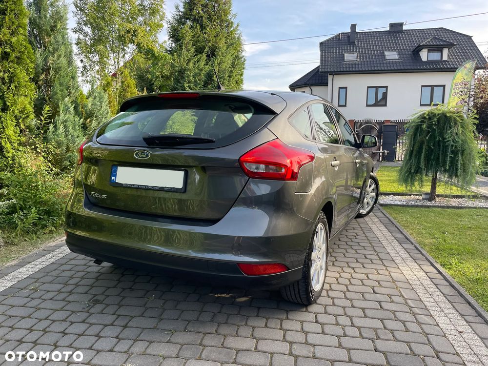Ford Focus 1.6 Trend - 4