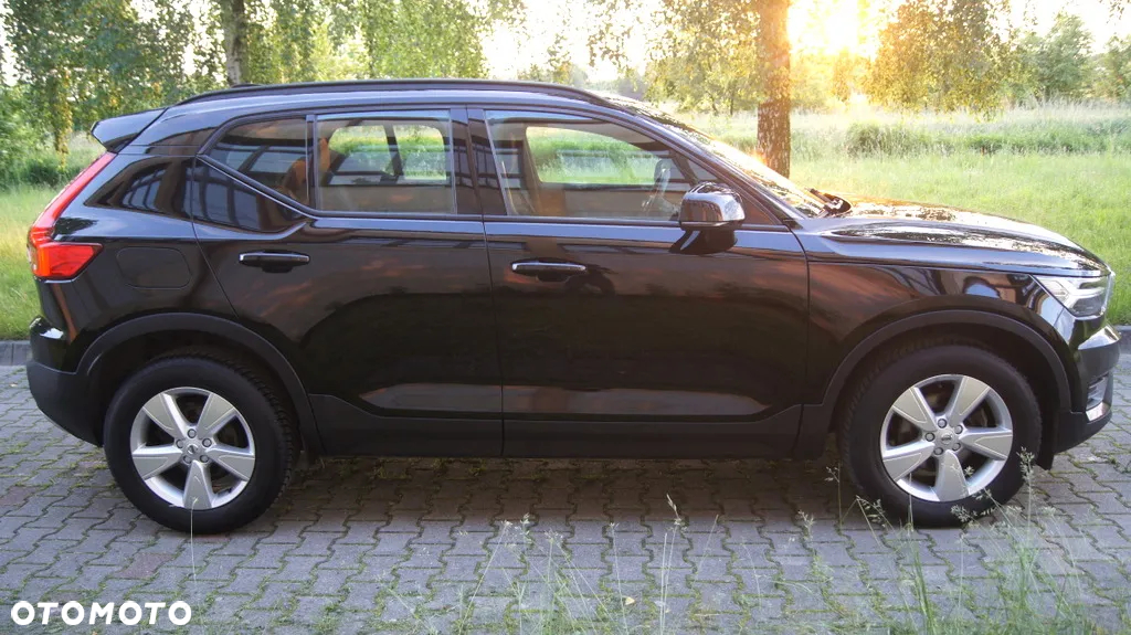 Volvo XC 40 T2 Momentum Core - 25