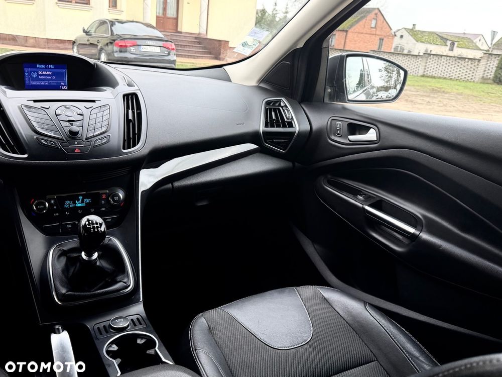 Ford Kuga 2.0 TDCi 2x4 Titanium - 13