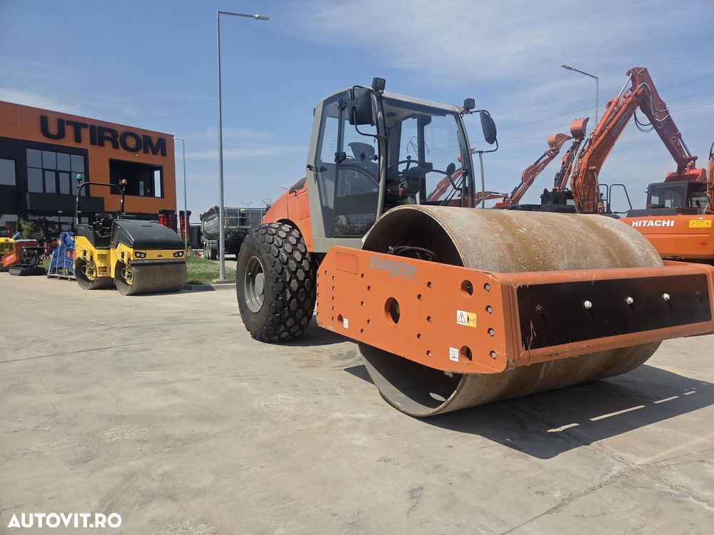 Atlas TERASAMENTE, 12,3tone, 2022, 500h, latime tambur 2,2m, produs in GERMANIA, motor Cummins 97kW, anv 90% ok, fara aer conditionat, lungime 5,7m, posibilitate leasing 4 ani, STARE CA NOU-PROMOTIE 69.900 EUR+Tva - 15