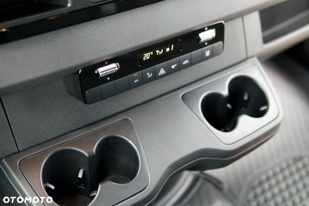 Mercedes-Benz eSprinter - 25