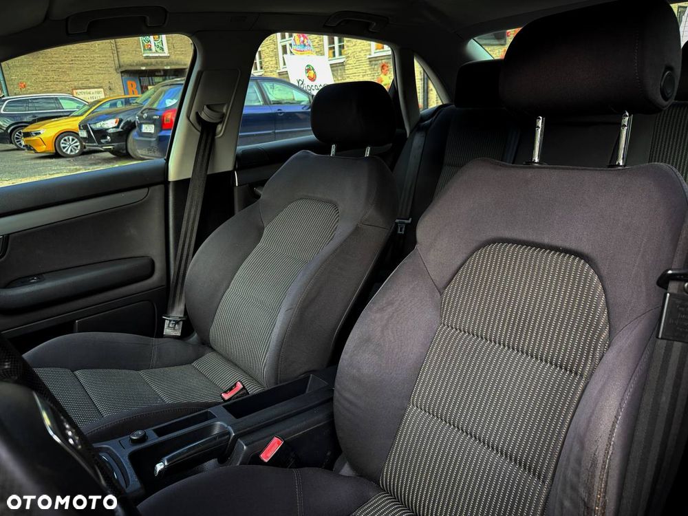 Audi A4 Limousine - 19