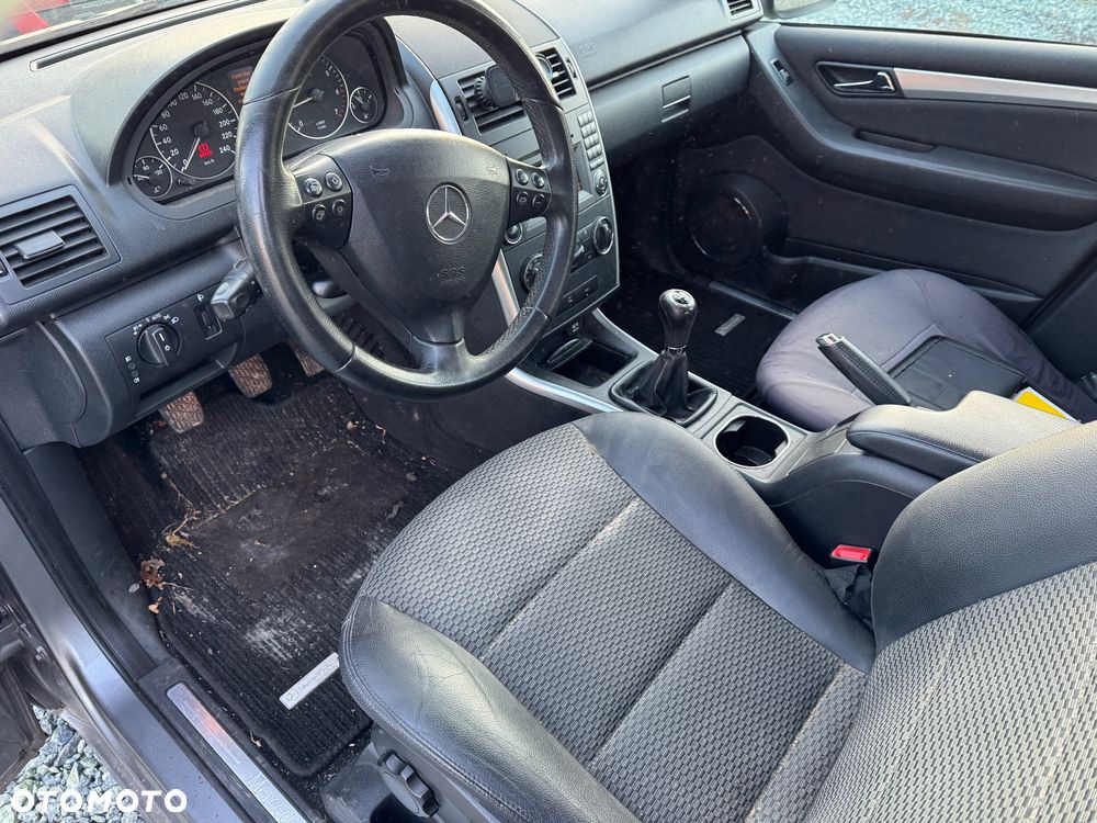 Mercedes-Benz Klasa A 150 BlueEFFICIENCY Elegance - 9