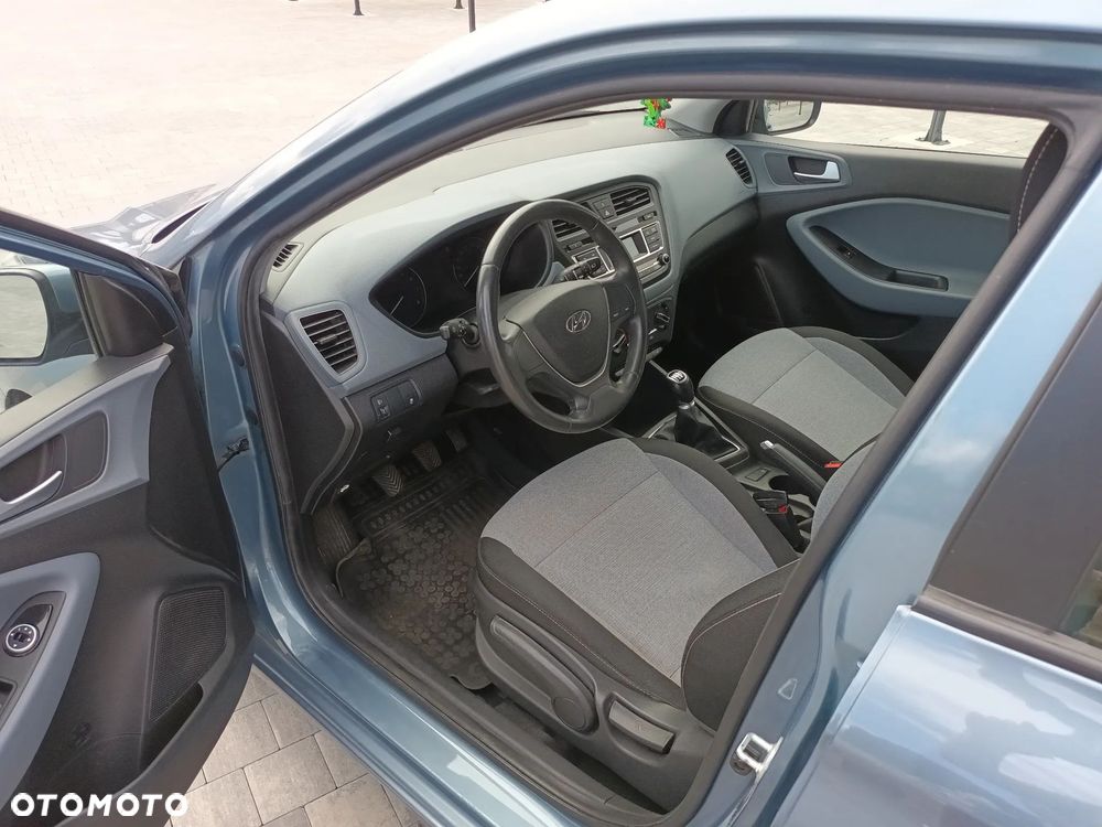 Hyundai i20 1.2 Elegant - 21