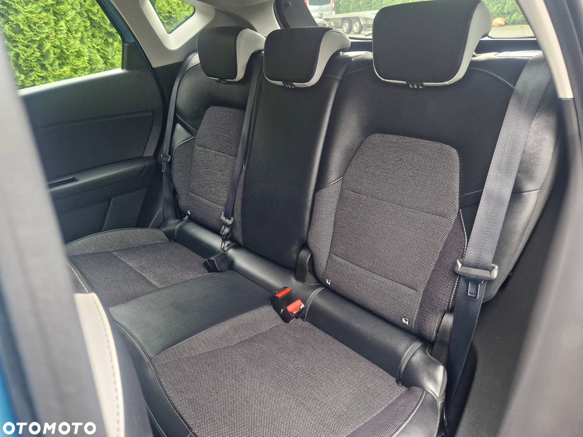 Renault Captur 1.3 TCe Intens EDC - 24