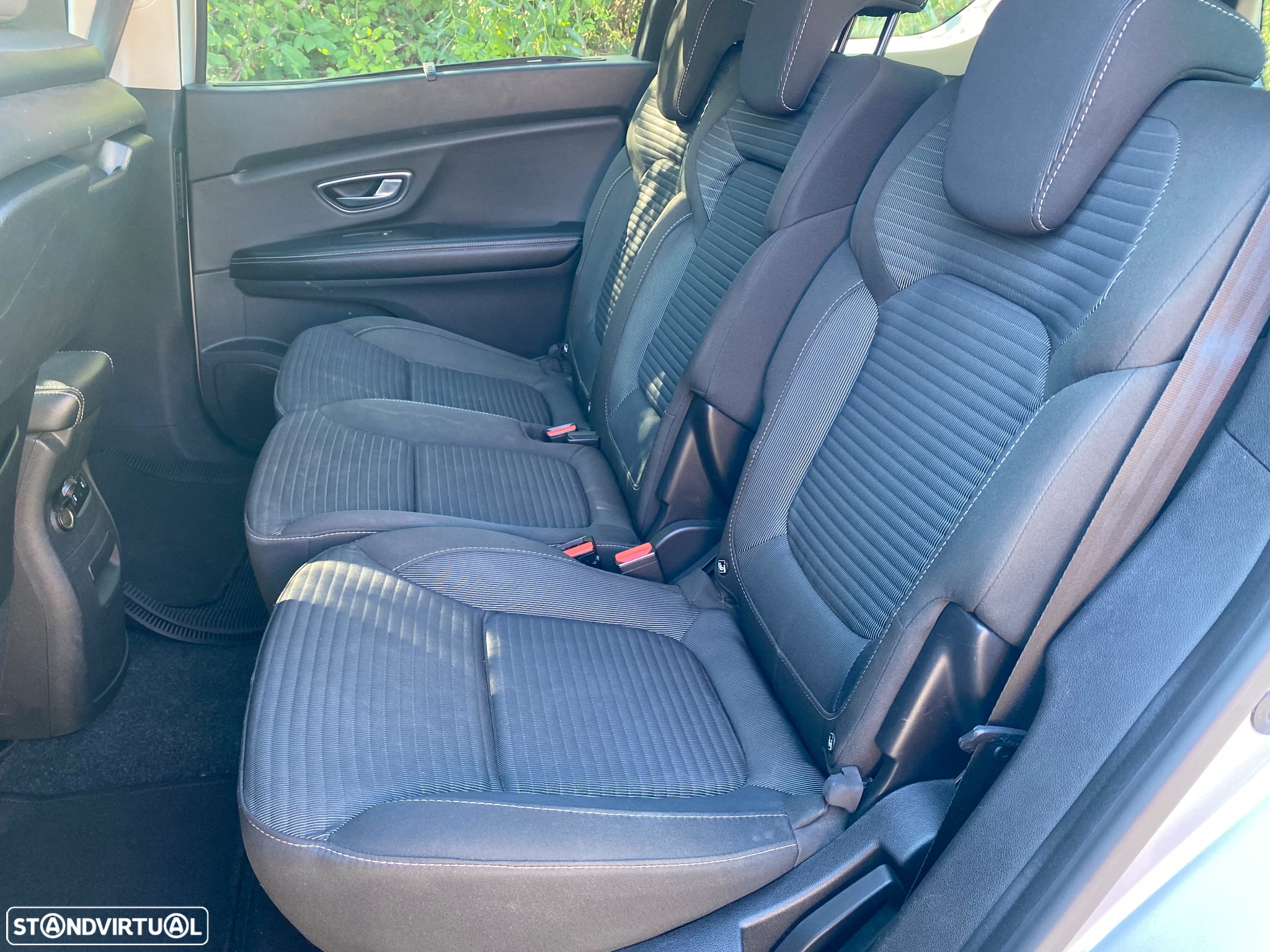 Renault Grand Scénic 1.6 dCi Luxe SS - 15