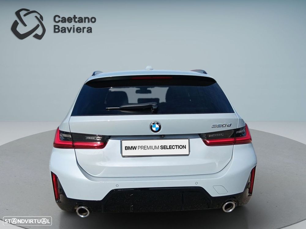BMW 320 d Touring Pack Desportivo M Auto - 7