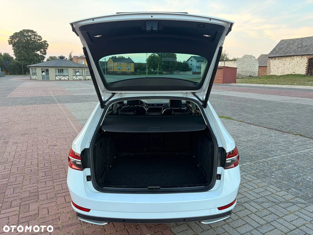 Skoda Superb 2.0 TDI 4x4 L&K DSG - 8