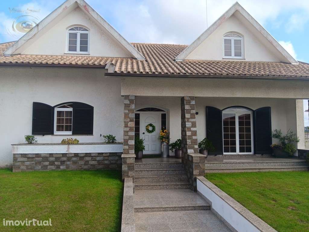 Moradia T3+1 com recheio. - Grande imagem: 2/53