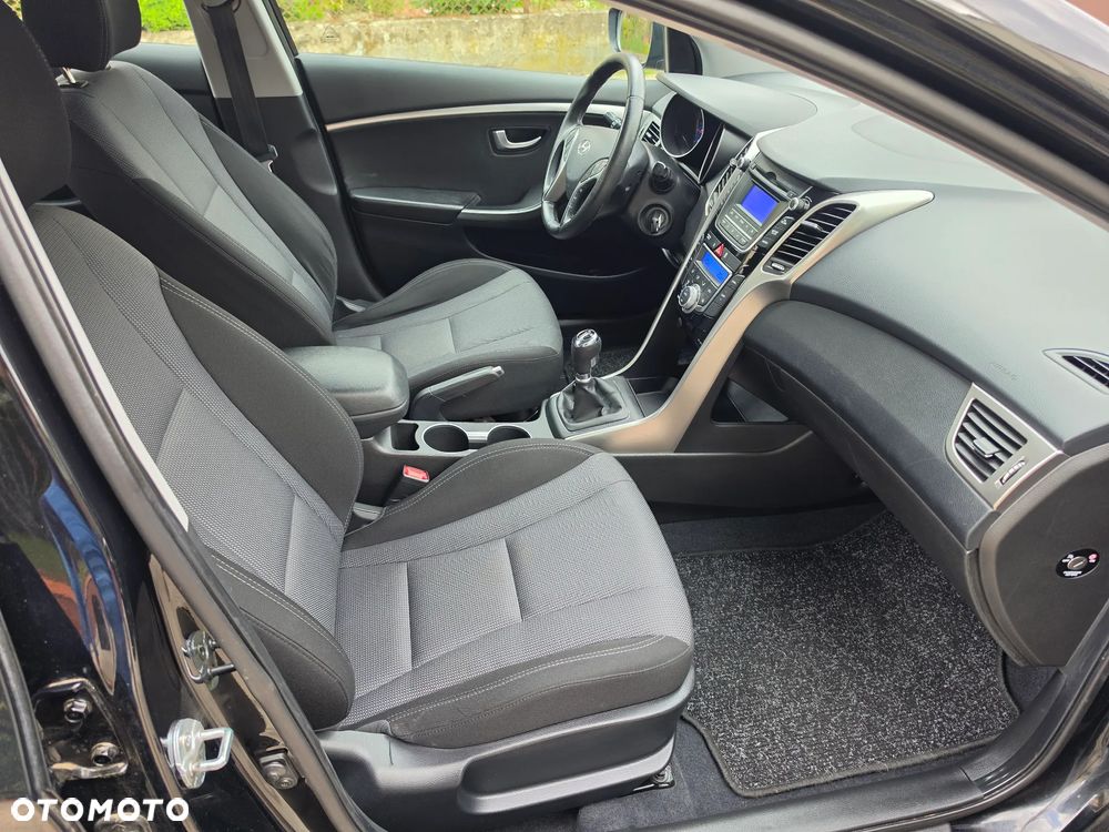 Hyundai i30 1.6 Style - 24