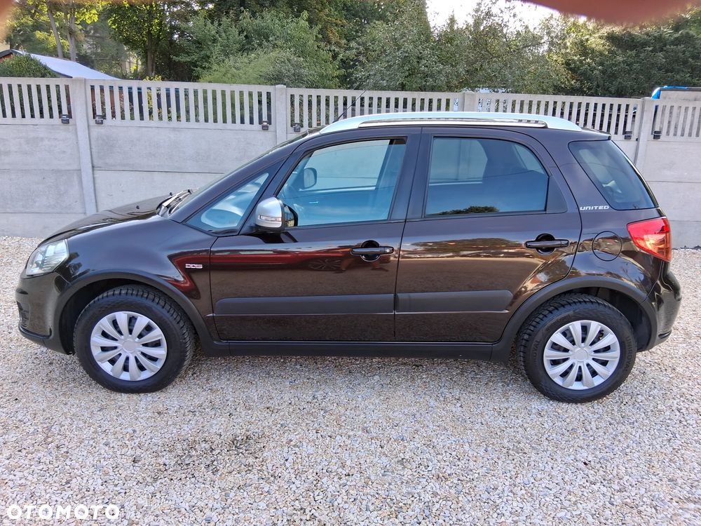 Suzuki SX4 2.0 DDiS 4x4 Style - 6
