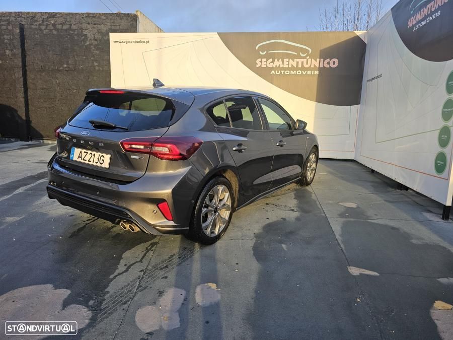 Ford Focus 1.0 EcoBoost MHEV ST-Line - 14