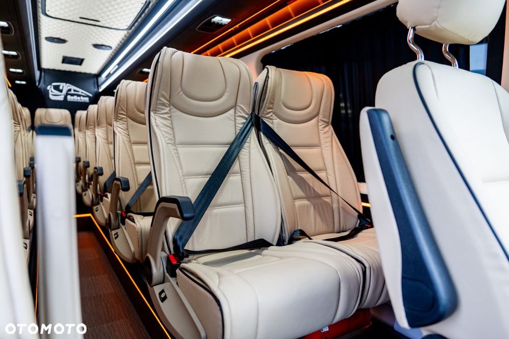 Mercedes-Benz Sprinter 519 - 10