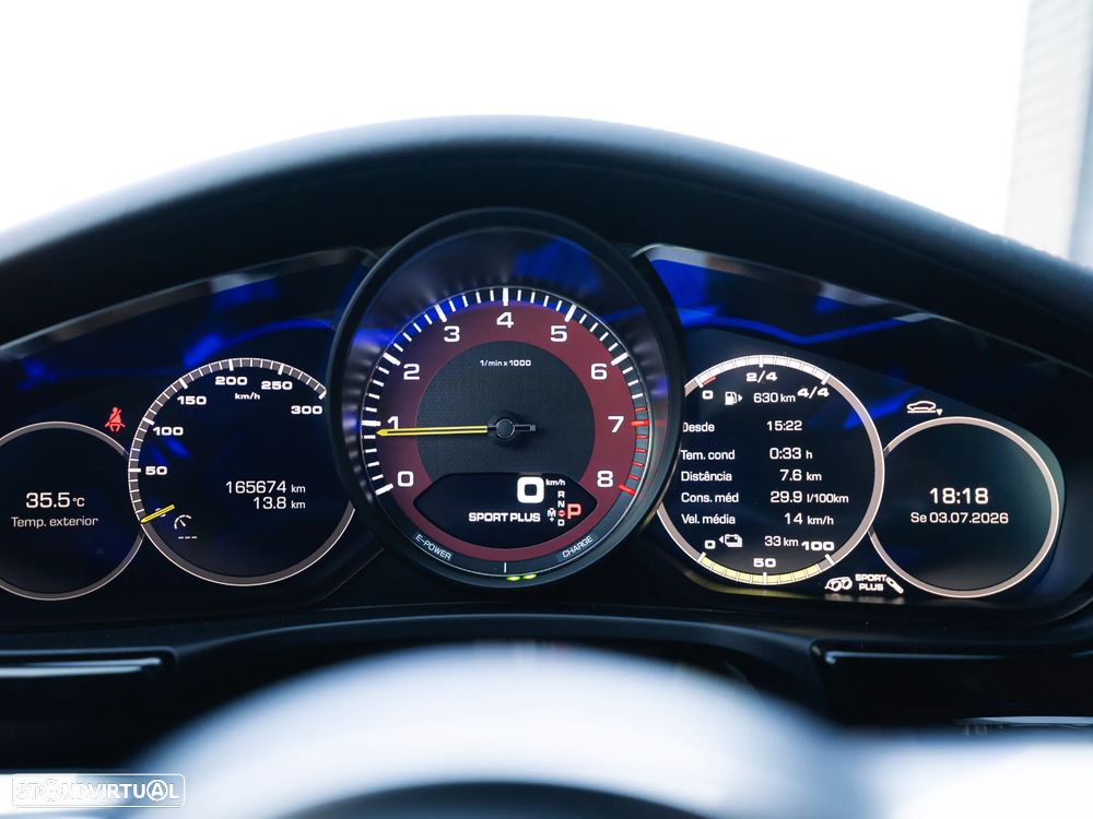 Porsche Panamera 4 E-Hybrid - 19