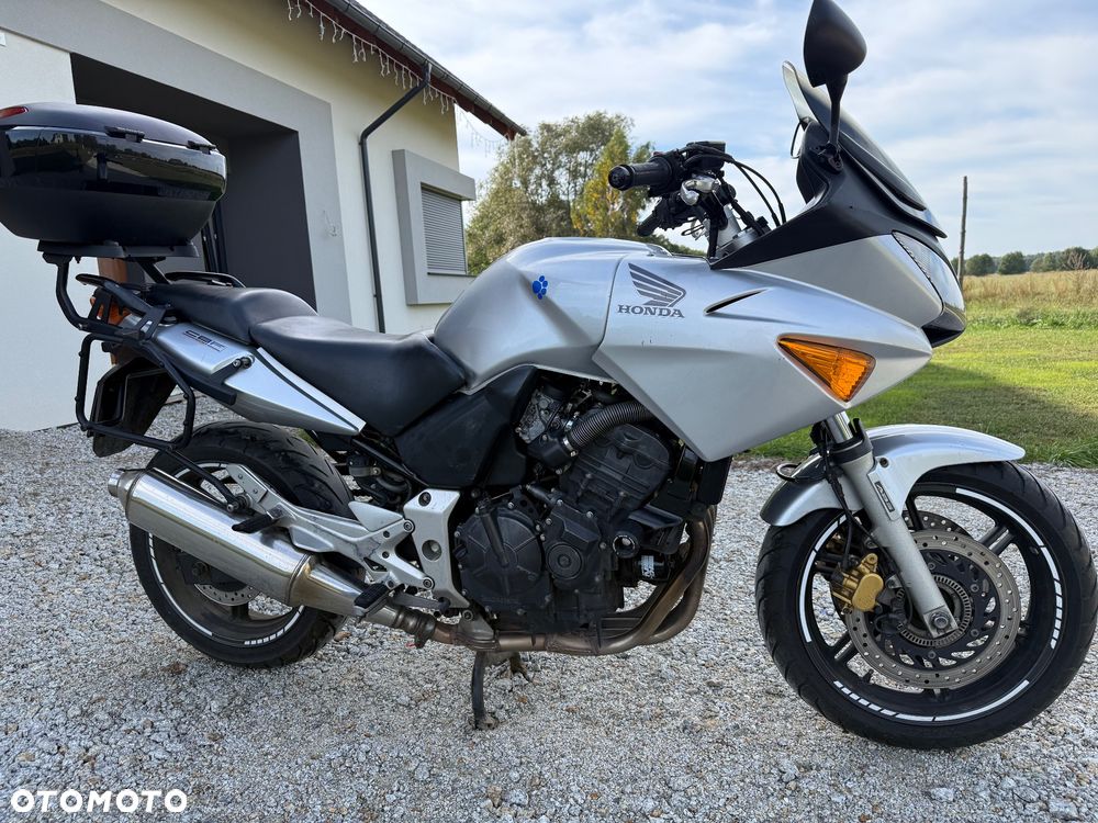Honda CBF - 3