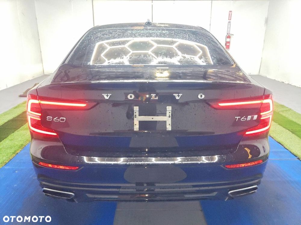 Volvo S60 T6 AWD Geartronic RDesign - 6