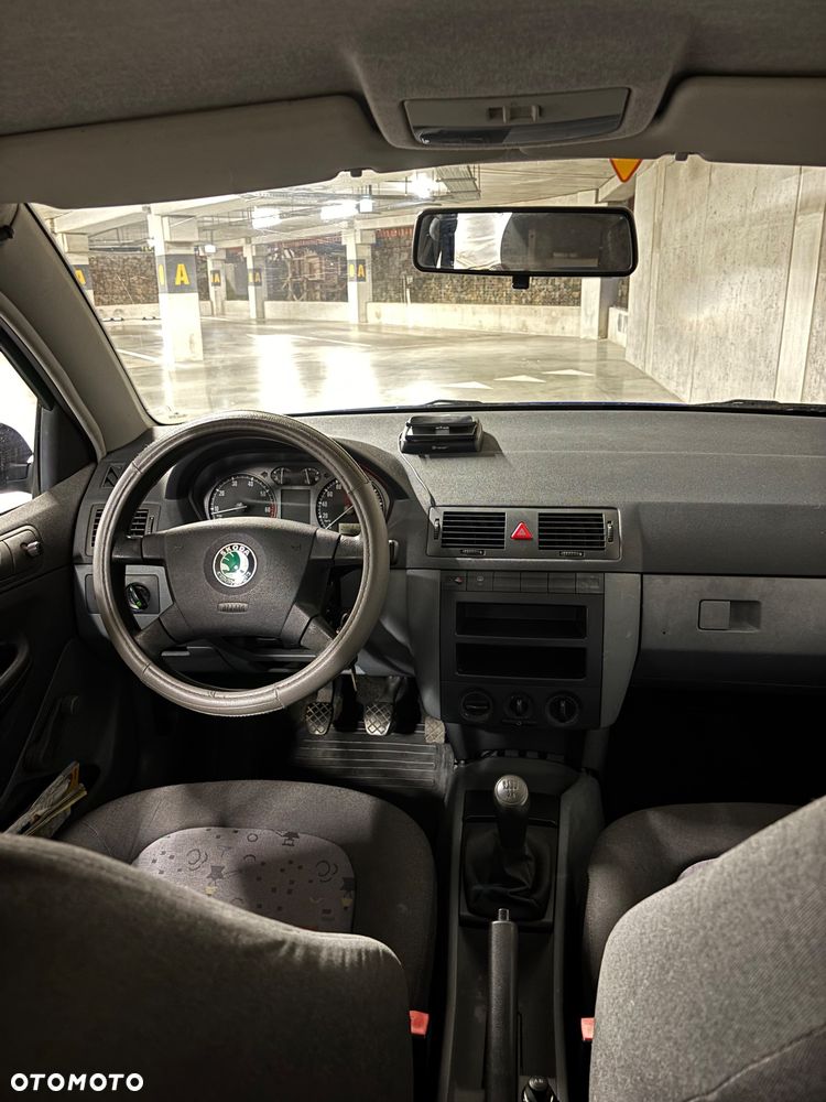 Skoda Fabia 1.2 HTP Classic - 21
