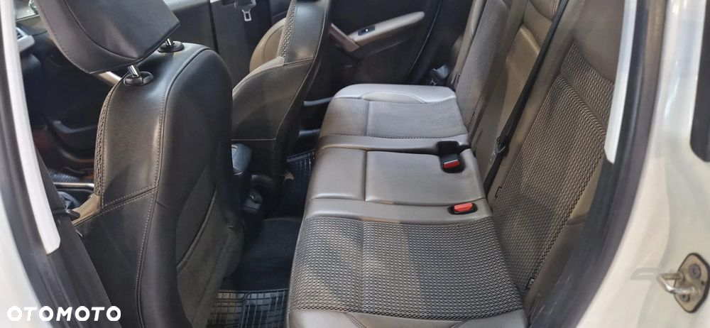 Peugeot 2008 1.2 Pure Tech Style EU6 - 24