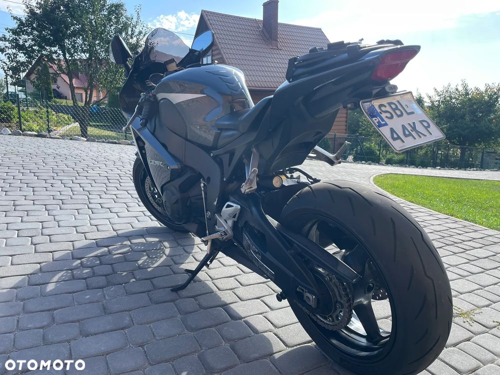 Honda CBR - 4