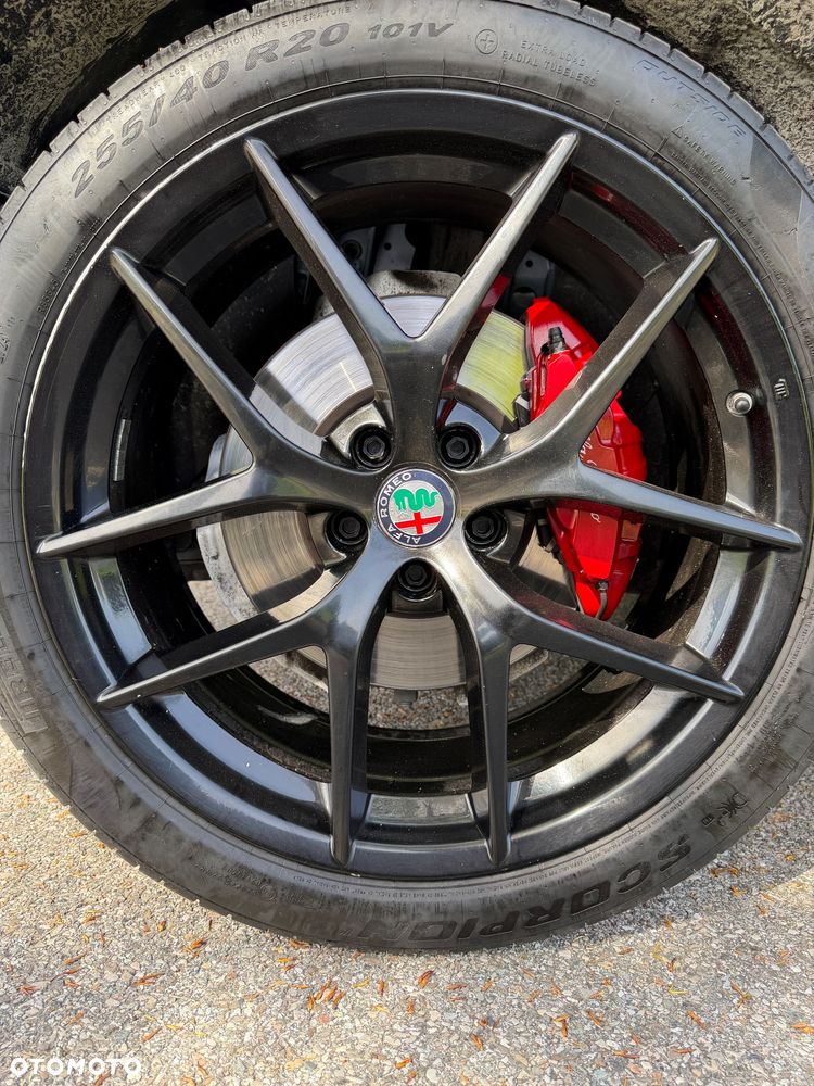 Alfa Romeo Stelvio 2.2 16V AT8 Q4 Ti - 12