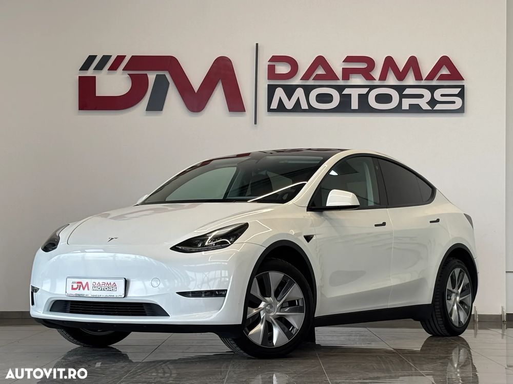 Tesla Model Y - 2