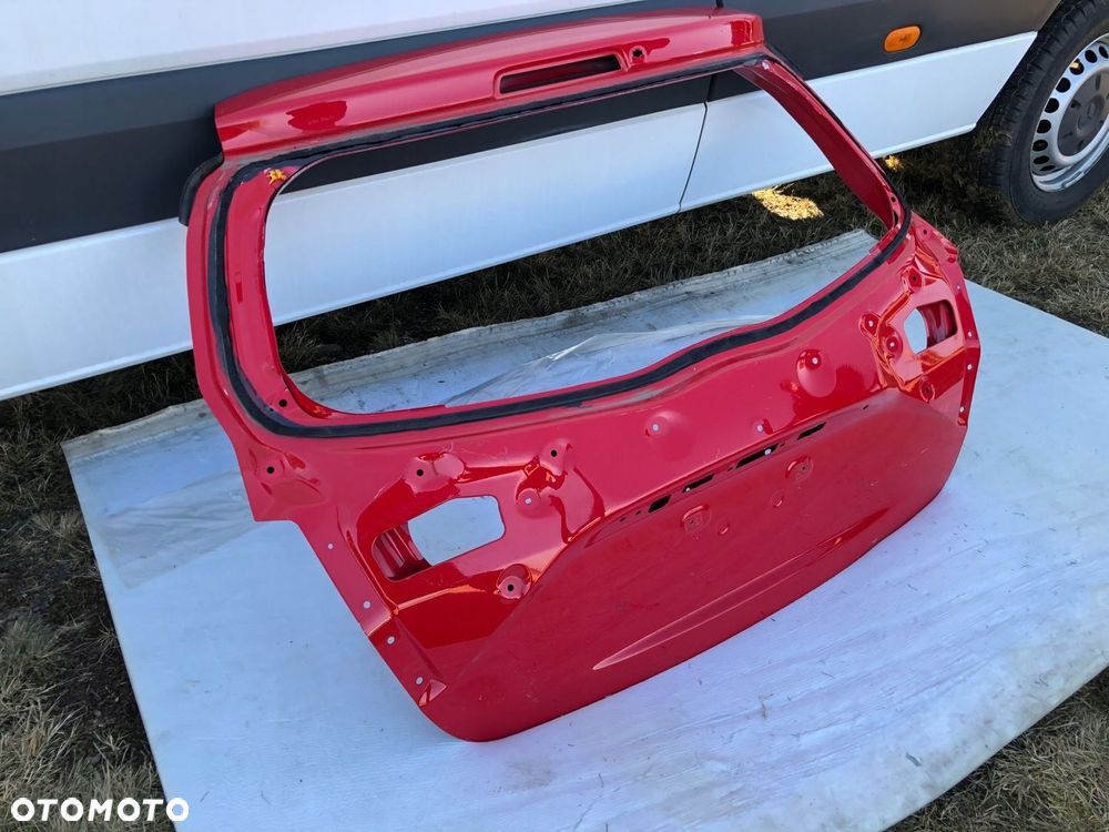 TOYOTA YARIS III LIFT IV KLAPA BAGAŻNIKA IGŁA 17- - 3