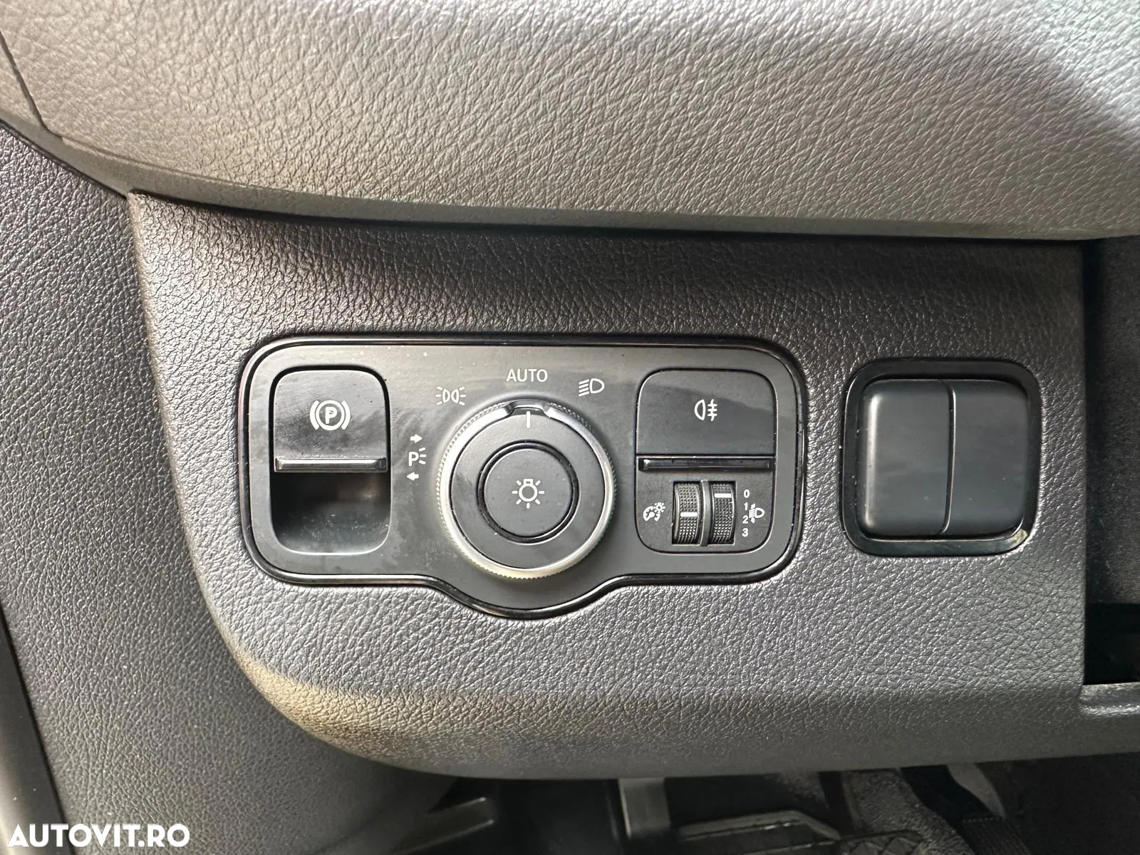 Mercedes-Benz Sprinter - 17