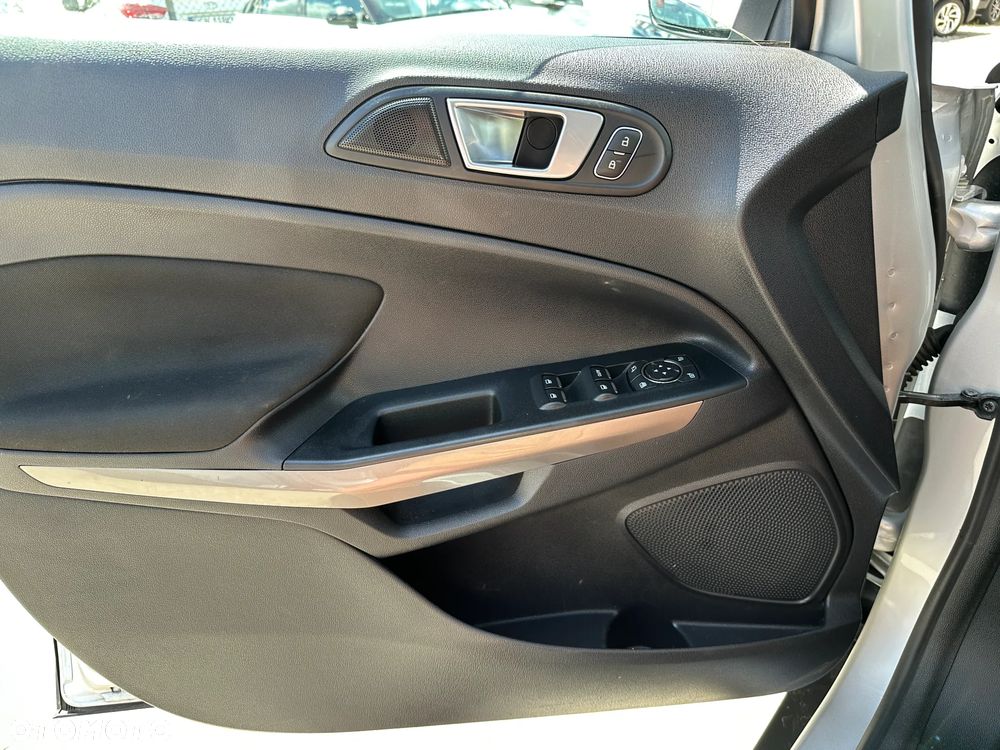 Ford EcoSport - 21