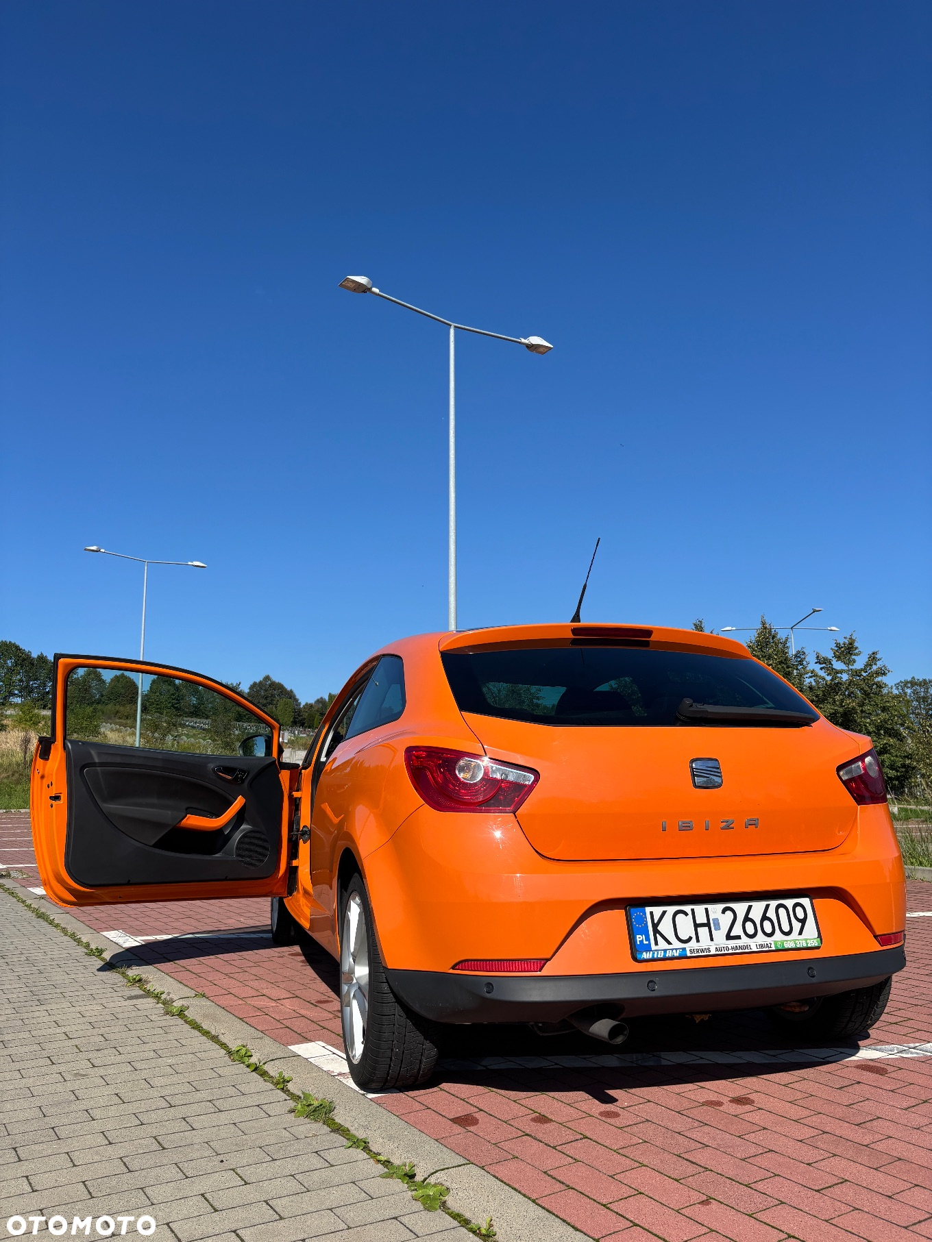 Seat Ibiza SC 1.6 16V Sport - 4