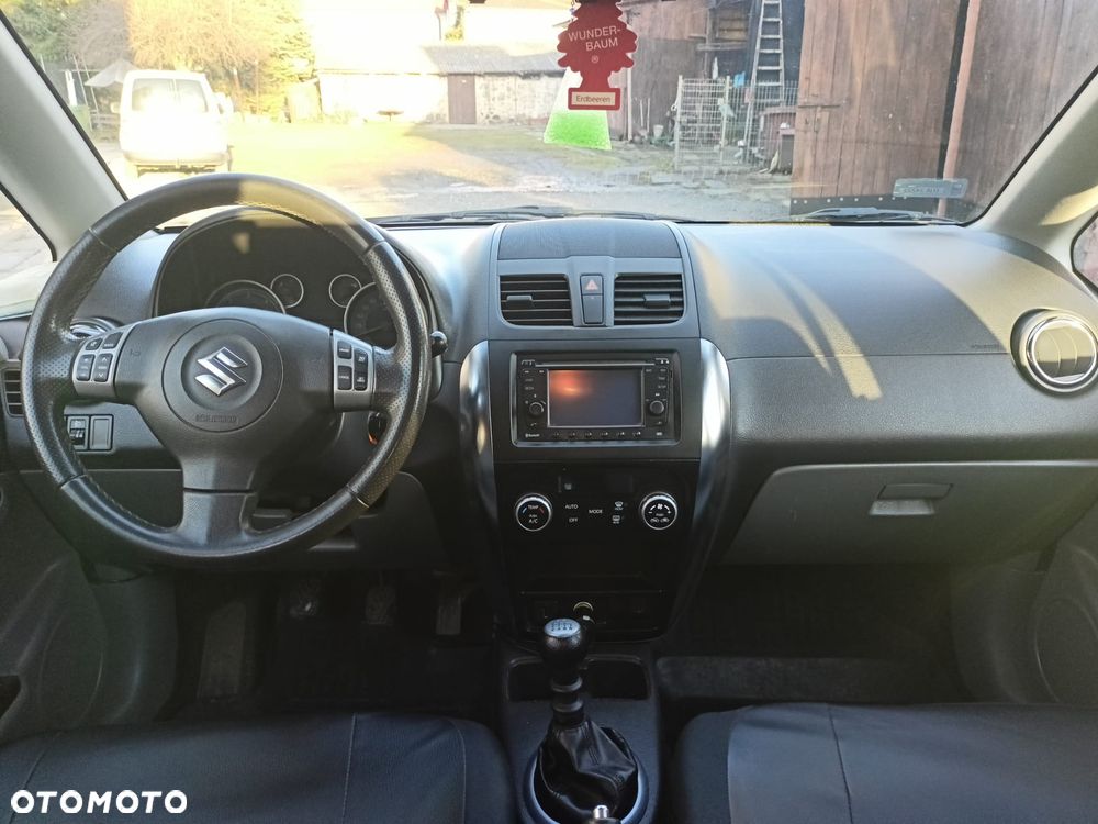 Suzuki SX4 - 3