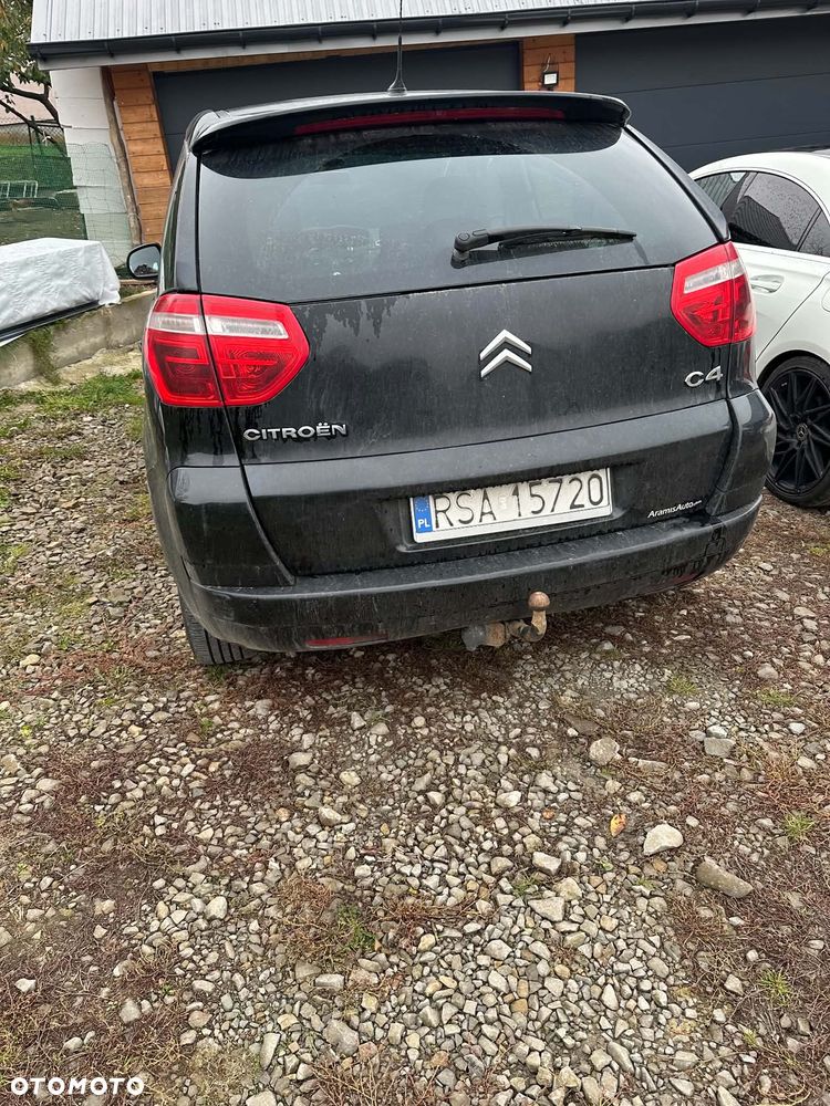 Citroen C4 Picasso 2010 photo 4