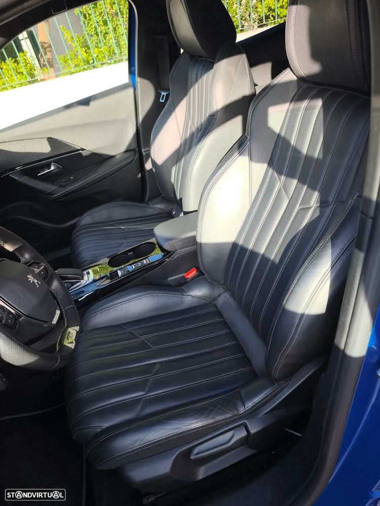 Peugeot e-2008 GT - 19