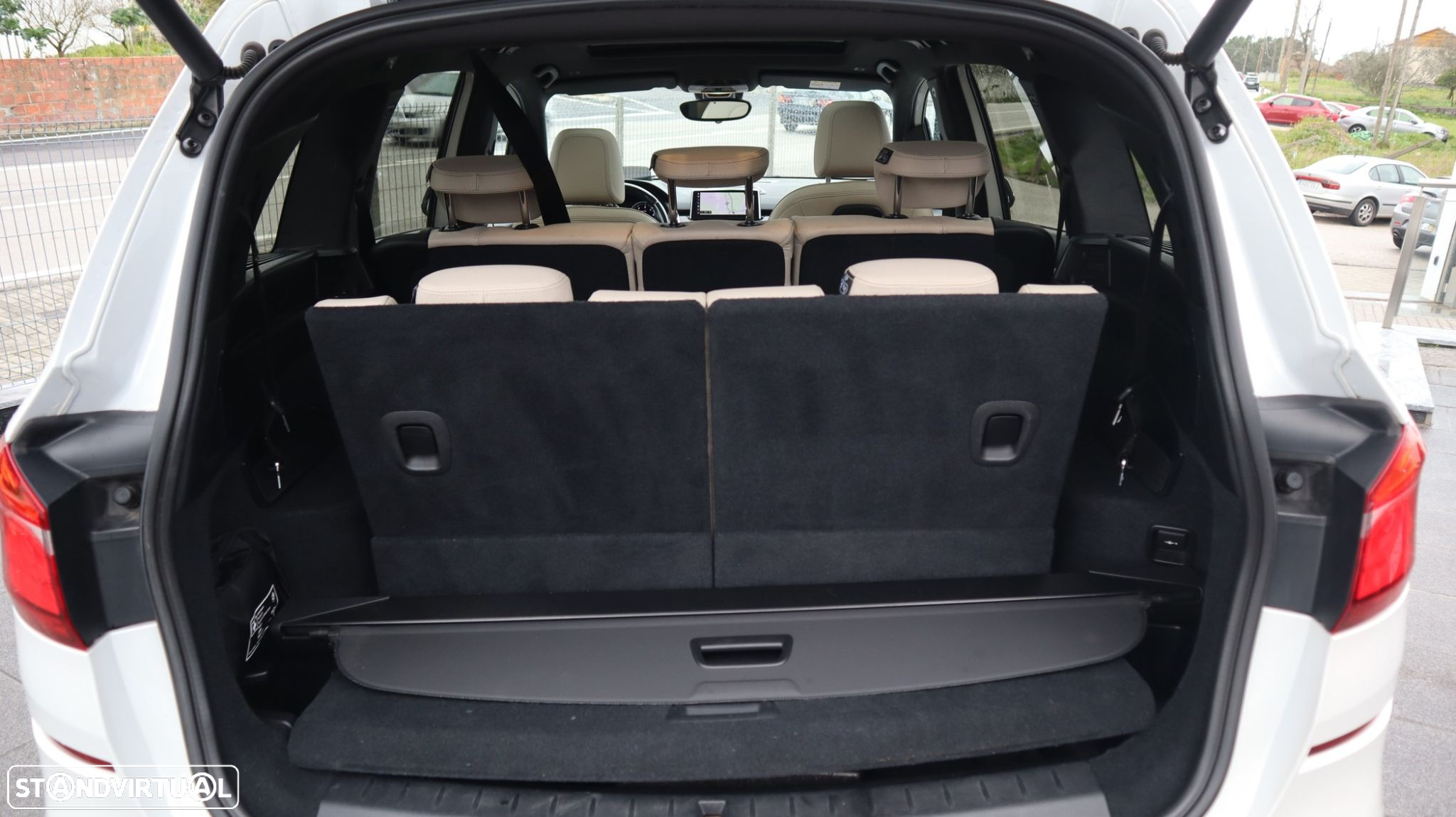 BMW 218 Gran Tourer d Pack M Auto - 30