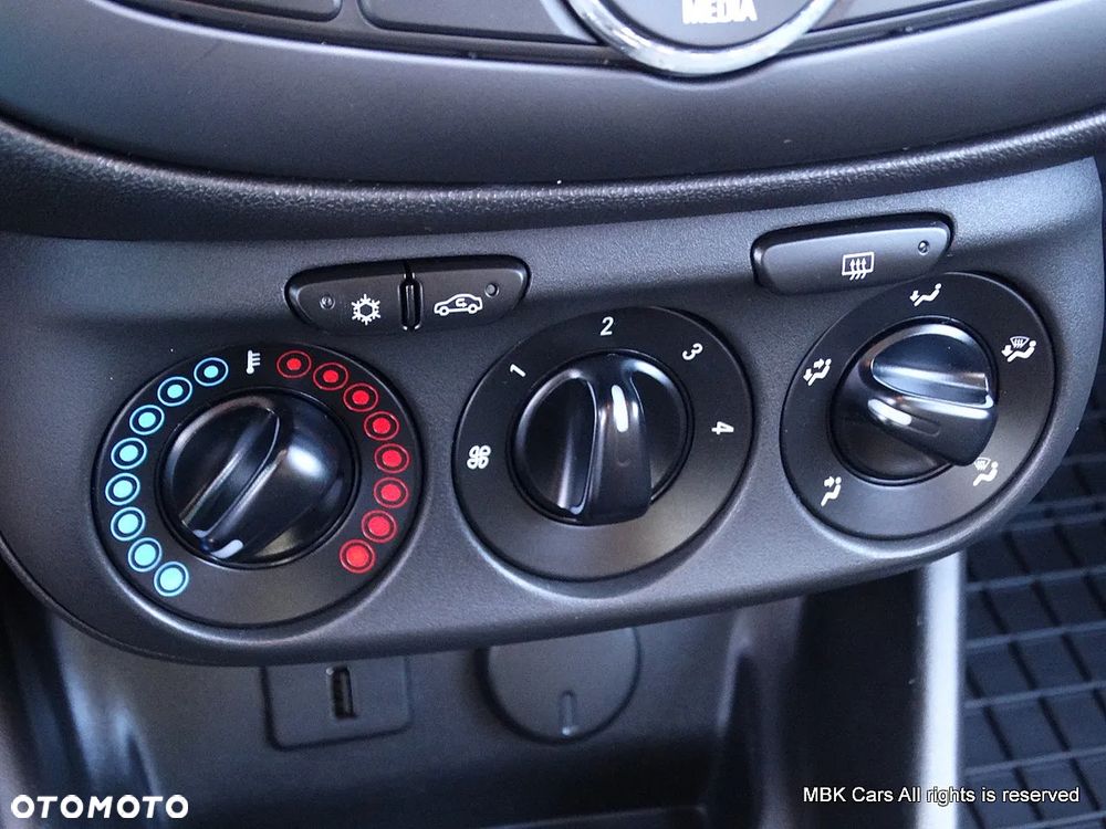 Opel Corsa 1.4 Turbo (ecoFLEX) Start/Stop Innovation - 24