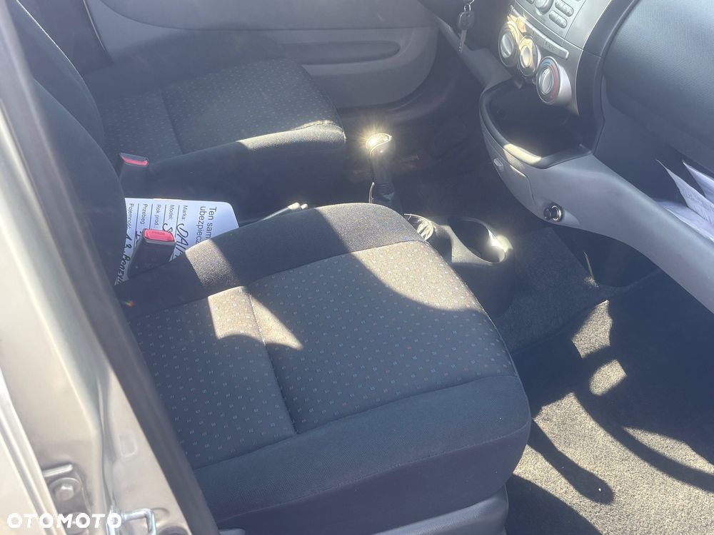 Daihatsu Sirion 1.3 - 7