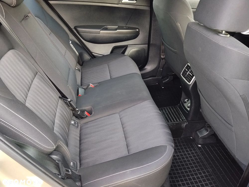 Kia Sportage - 17