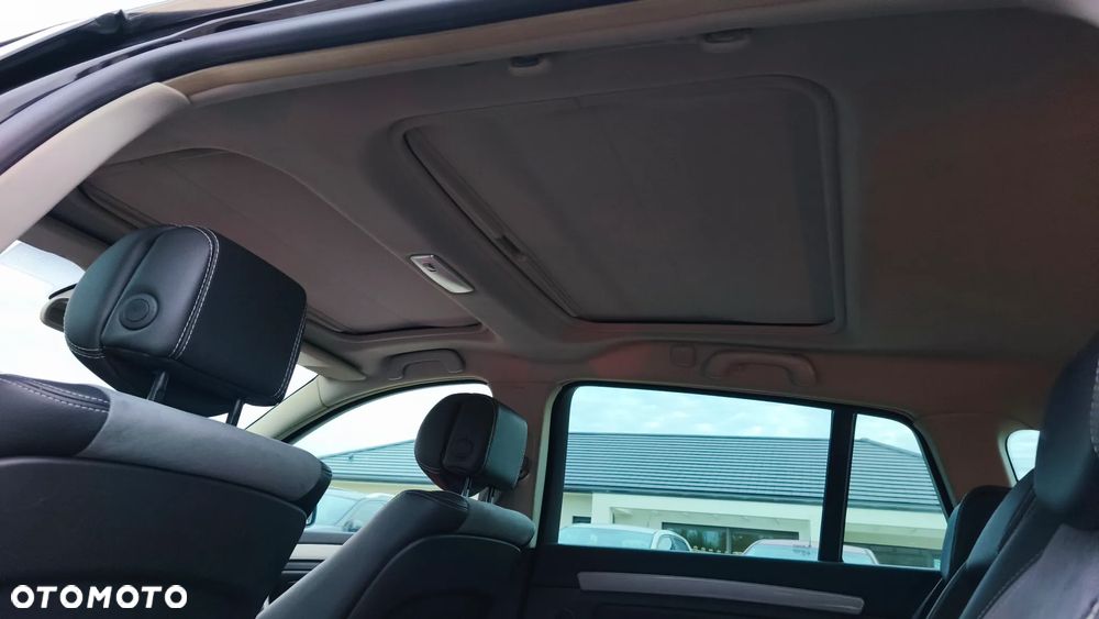 Renault Laguna dCi 175 FAP GT - 32