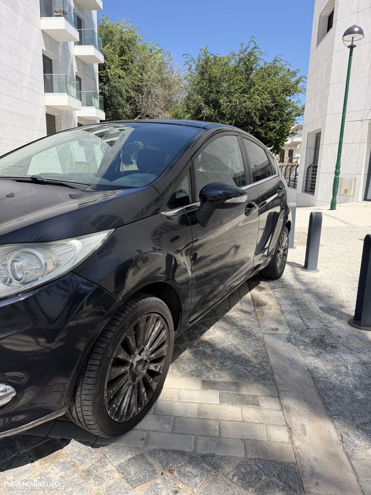 Ford Fiesta - 5