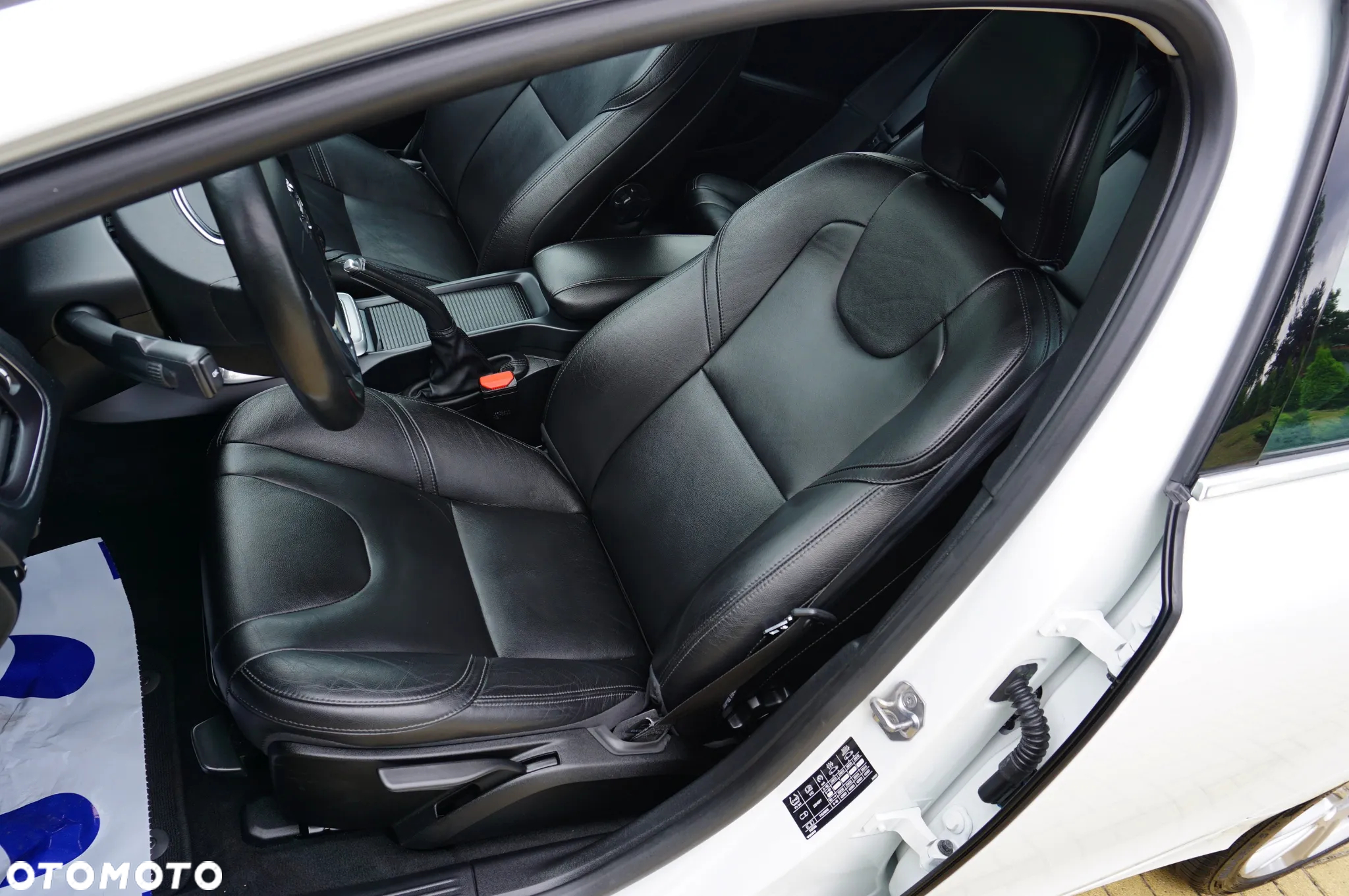 Volvo V40 D2 Inscription - 19