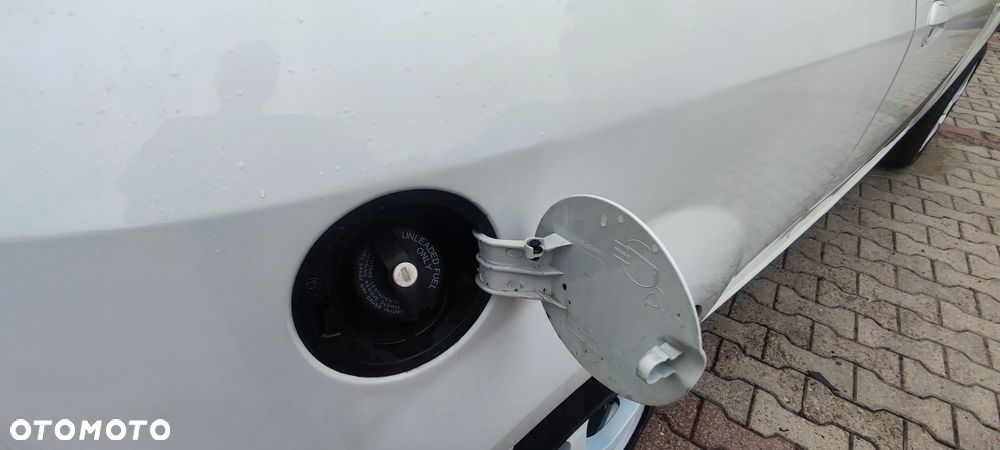 Fiat Grande Punto 1.4 8V - 11
