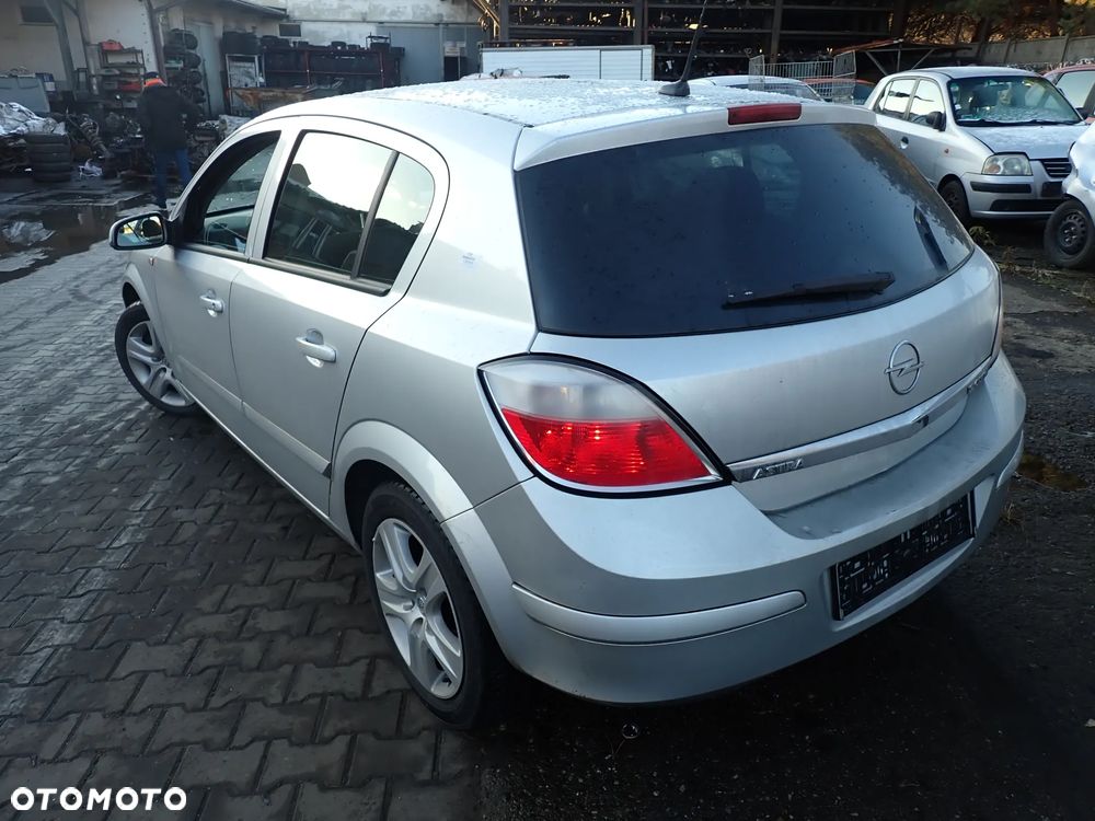 CZĘŚCI - Opel Astra H III 1,9CDTI Z19DTL 100KM HB 5D 6B M32 LAKIER Z157 2006r. INDEX - 9135 - 4