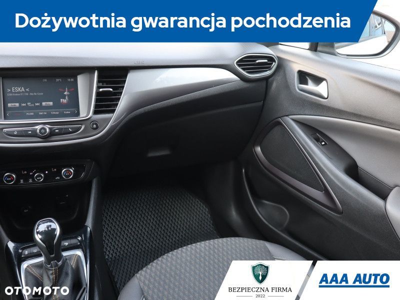 Opel Crossland X - 9