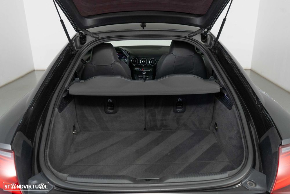 Audi TT Coupé - 13